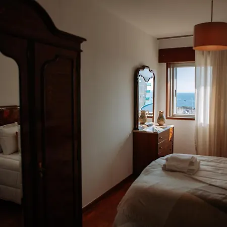 T3 Vista Mar - Anzol Apartment